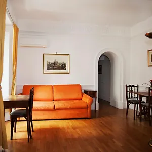 Martina House Rome