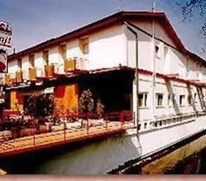 Tre Santi 2* Treviso