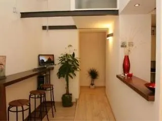 ** Guest house 111 Coladirienzo Rooms - By Ad Roma Italy
