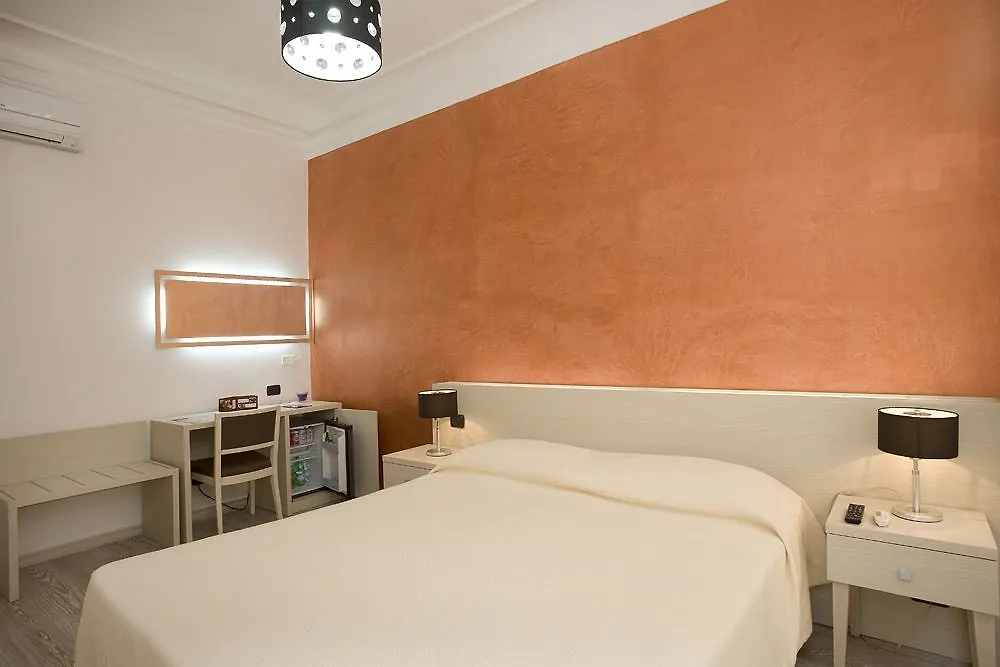 Guest house 111 Coladirienzo Rooms - By Ad Roma