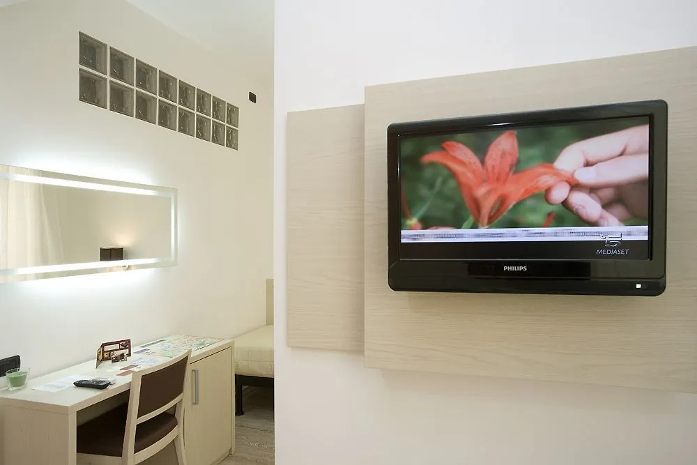 111 Coladirienzo Rooms - By Ad Roma 2*, Rome Italy